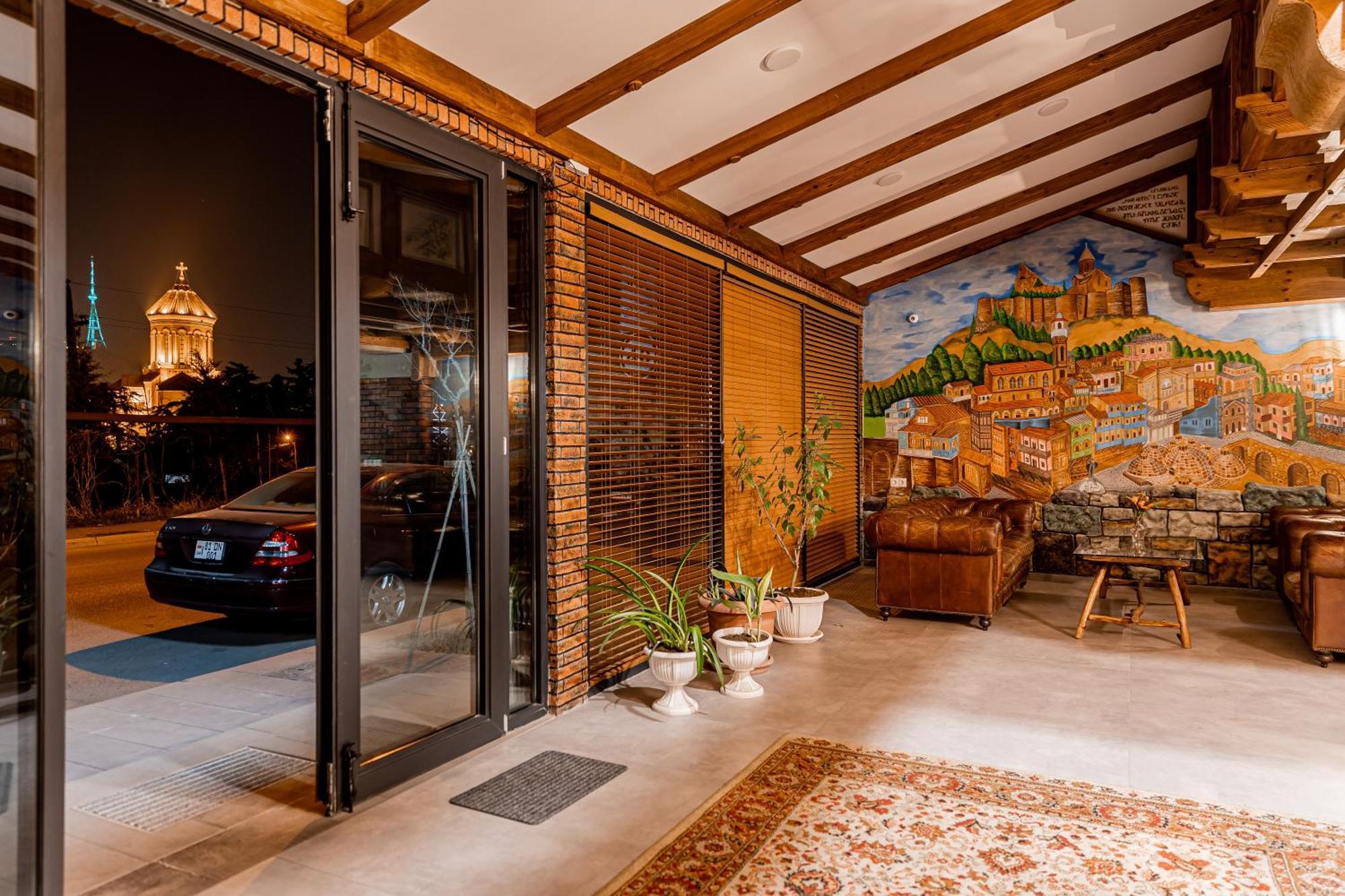 Ivy Hotel Tbilisi Zewnętrze zdjęcie