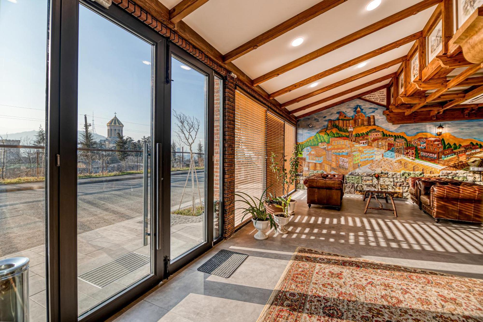 Ivy Hotel Tbilisi Zewnętrze zdjęcie