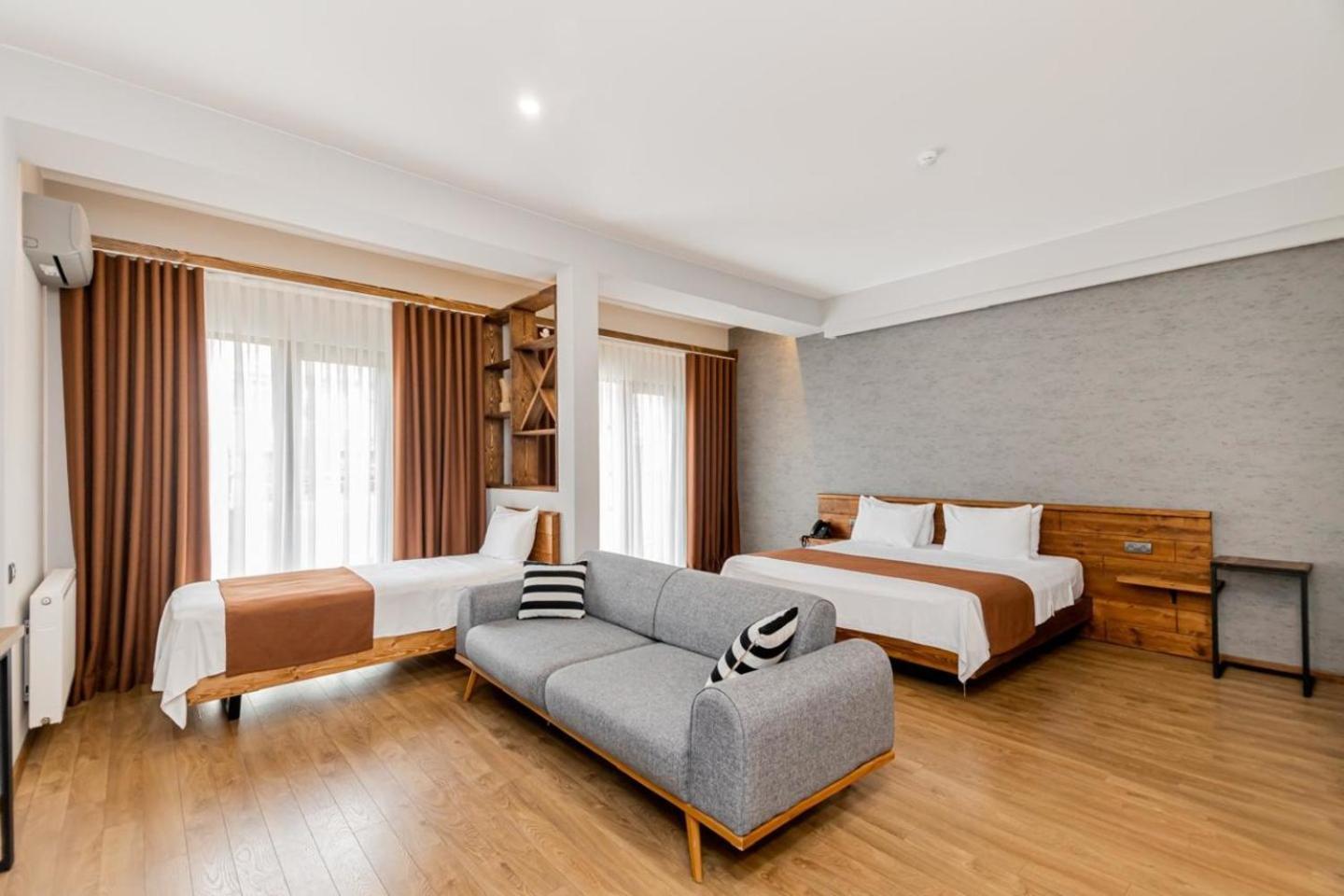 Ivy Hotel Tbilisi Zewnętrze zdjęcie